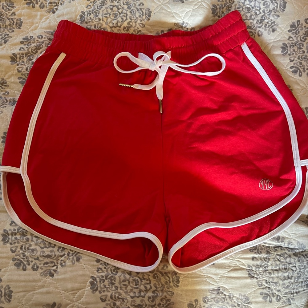 Tyc White and red high rise lounge shorts
